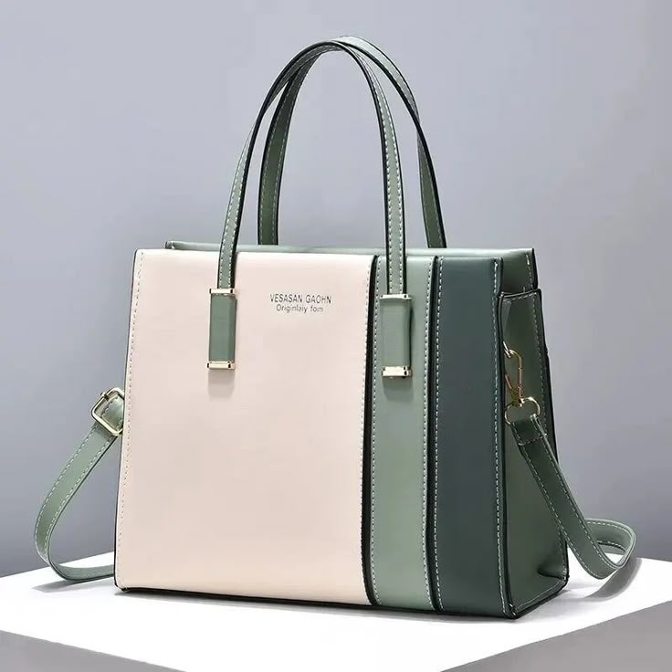 Tote Elegance
